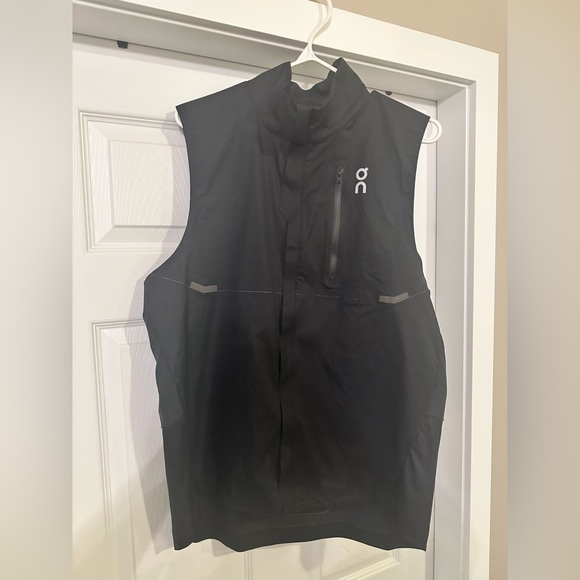 Cloud weather vest new XL - Picture 5 of 5